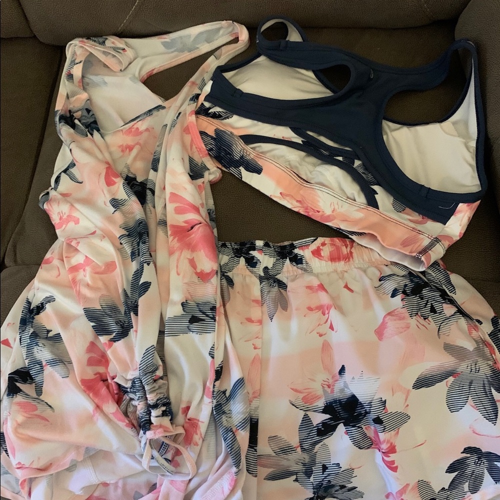 Workout sets sz M